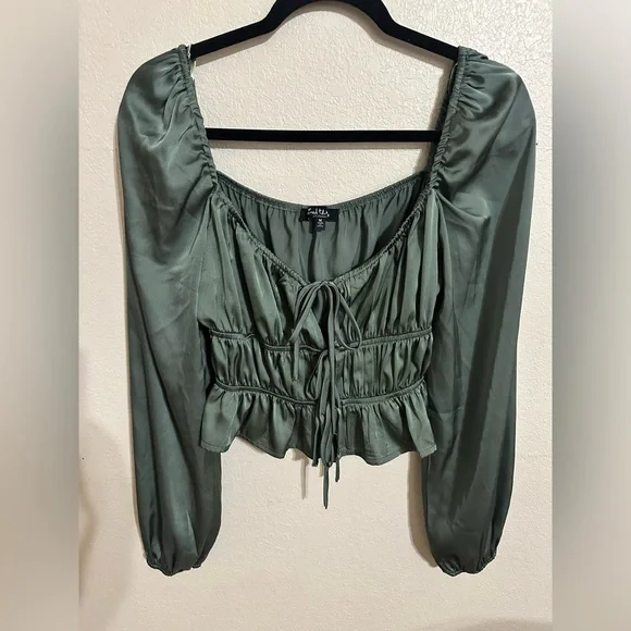 Mixed Threads Tie Front Square Neck Hunter Green Peasant Crop Blouse - Picture 6 of 13